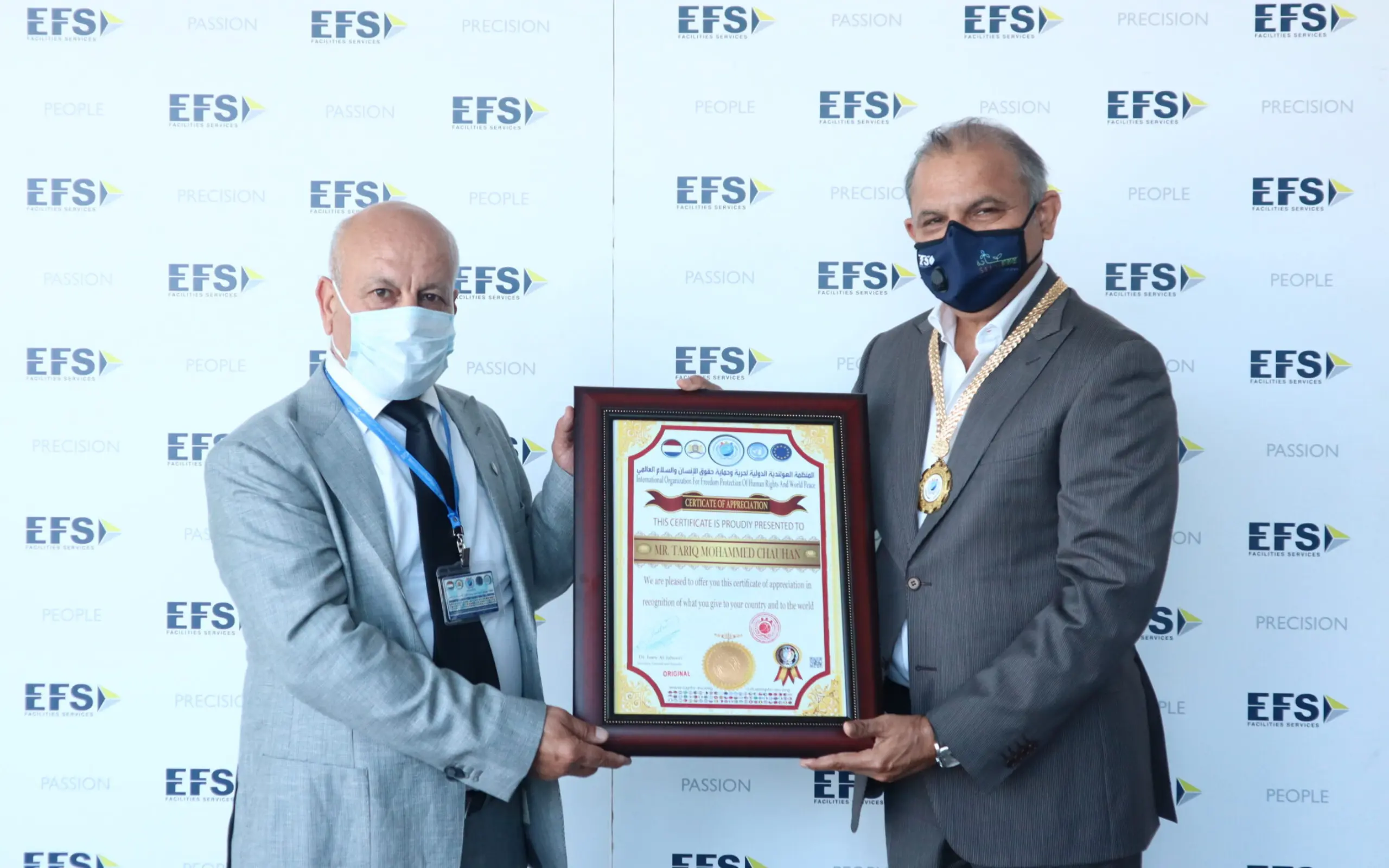 EFS-Facilities-Services-group-CEO-Tariq-Chauhan-receives-award-from-the-international-organisation-for-freedom,-protection-of-human-rights,-and-world-peace